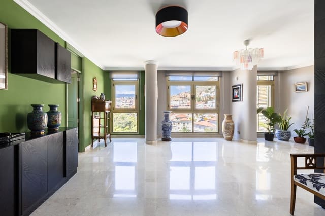 5 soveværelse Penthouse til salg i Toscal, Santa Cruz de Tenerife med garage - € 1.470.000 (Ref: 9111238)