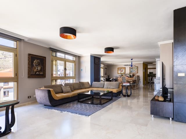 5 soverom Penthouse til salgs i Toscal, Santa Cruz de Tenerife med garasje - € 1 470 000 (Ref: 9111238)