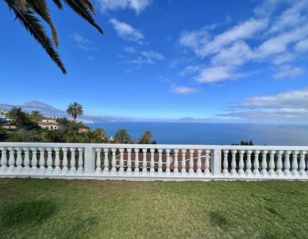 7 soverom Rekkehus til salgs i Tacoronte med svømmebasseng garasje - € 1 300 000 (Ref: 9115080)