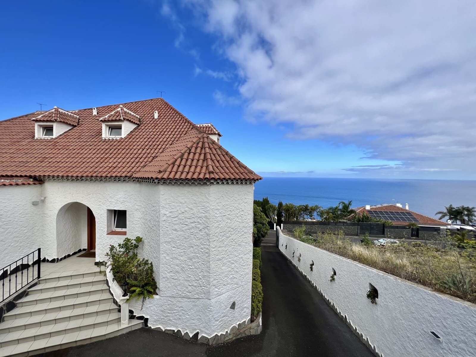 7 soveværelse Rækkehus til salg i Tacoronte med swimmingpool garage - € 1.300.000 (Ref: 9115080)