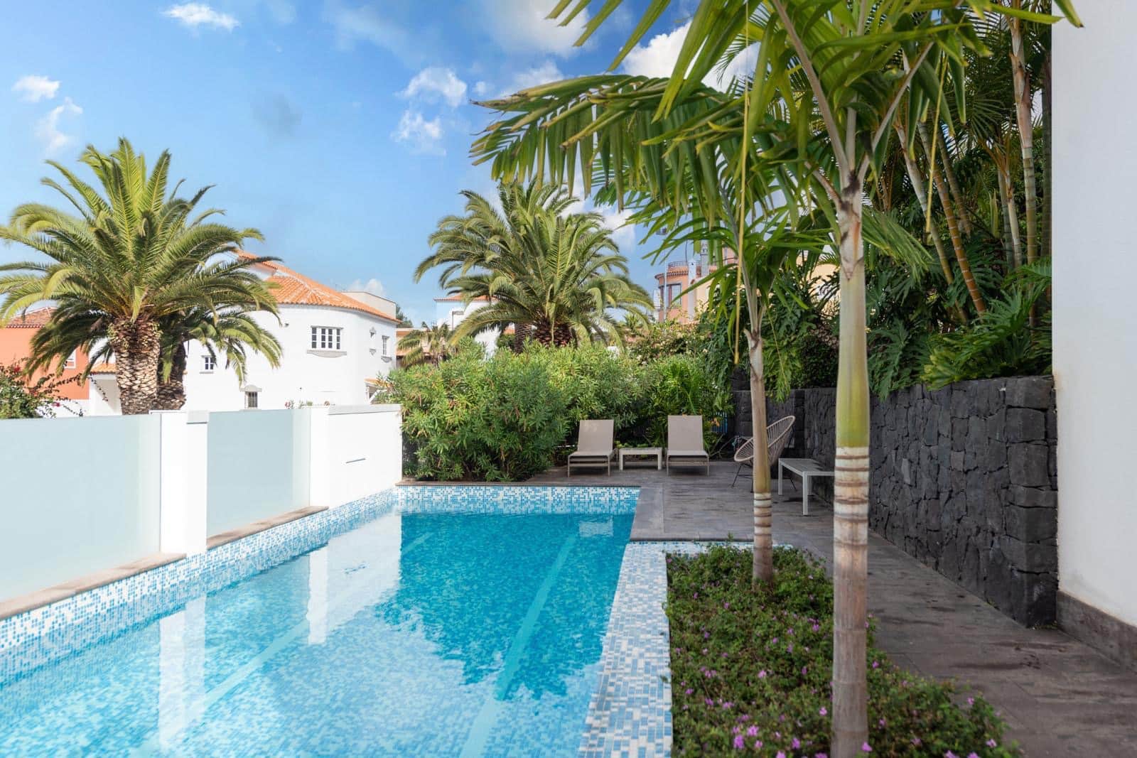 5 soveværelse Rækkehus til salg i El Sauzal med swimmingpool garage - € 1.290.000 (Ref: 9115168)