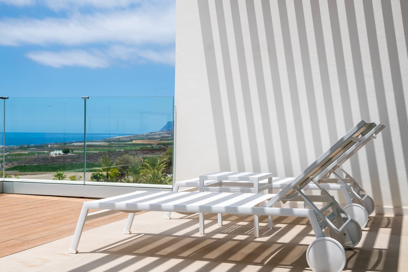 2 soveværelse Lejlighed til salg i Guia de Isora med swimmingpool - € 895.000 (Ref: 9190713)