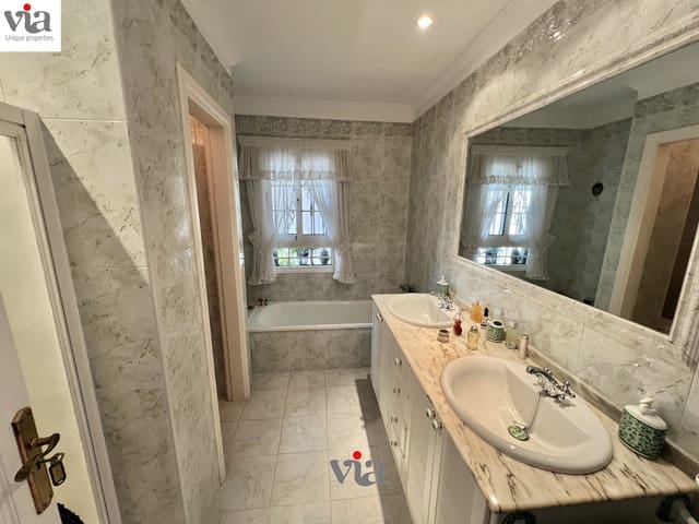 Chalet de 6 habitaciones en Tabaiba, El Rosario en venta con piscina garaje - 829.000 € (Ref: 9200222)