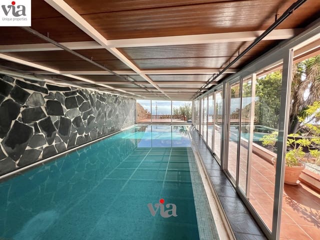 Chalet de 6 habitaciones en Tabaiba, El Rosario en venta con piscina garaje - 829.000 € (Ref: 9200222)