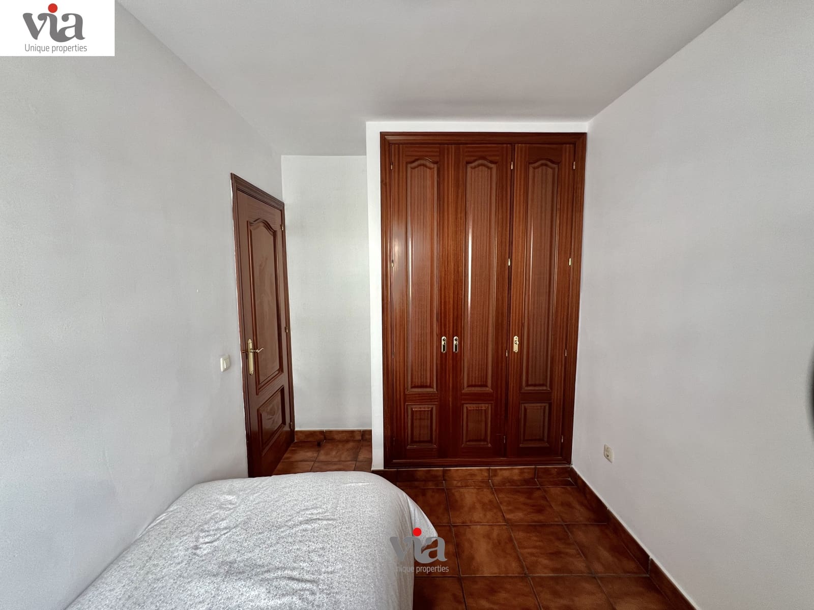 4 slaapkamer Rijtjeshuis te koop in El Rosario met garage - € 425.000 (Ref: 9376498)