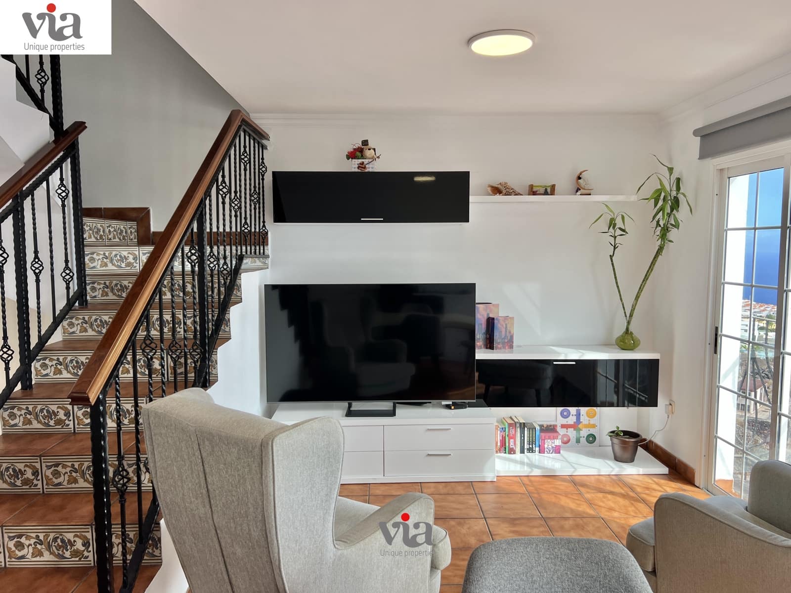 4 slaapkamer Rijtjeshuis te koop in El Rosario met garage - € 425.000 (Ref: 9376498)