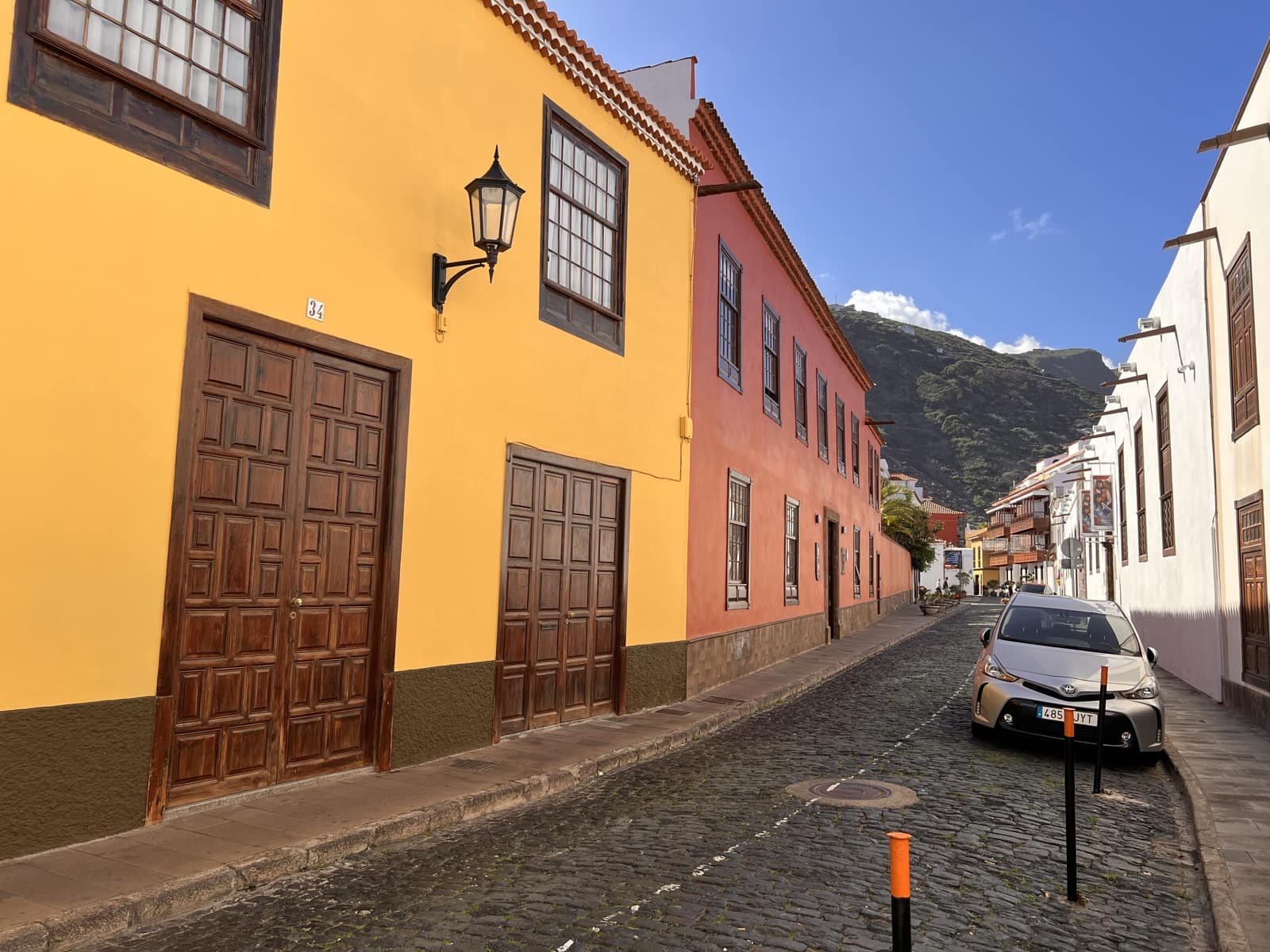 3 bedroom Terraced Villa for sale in Garachico with pool - € 650,000 (Ref: 9462902)