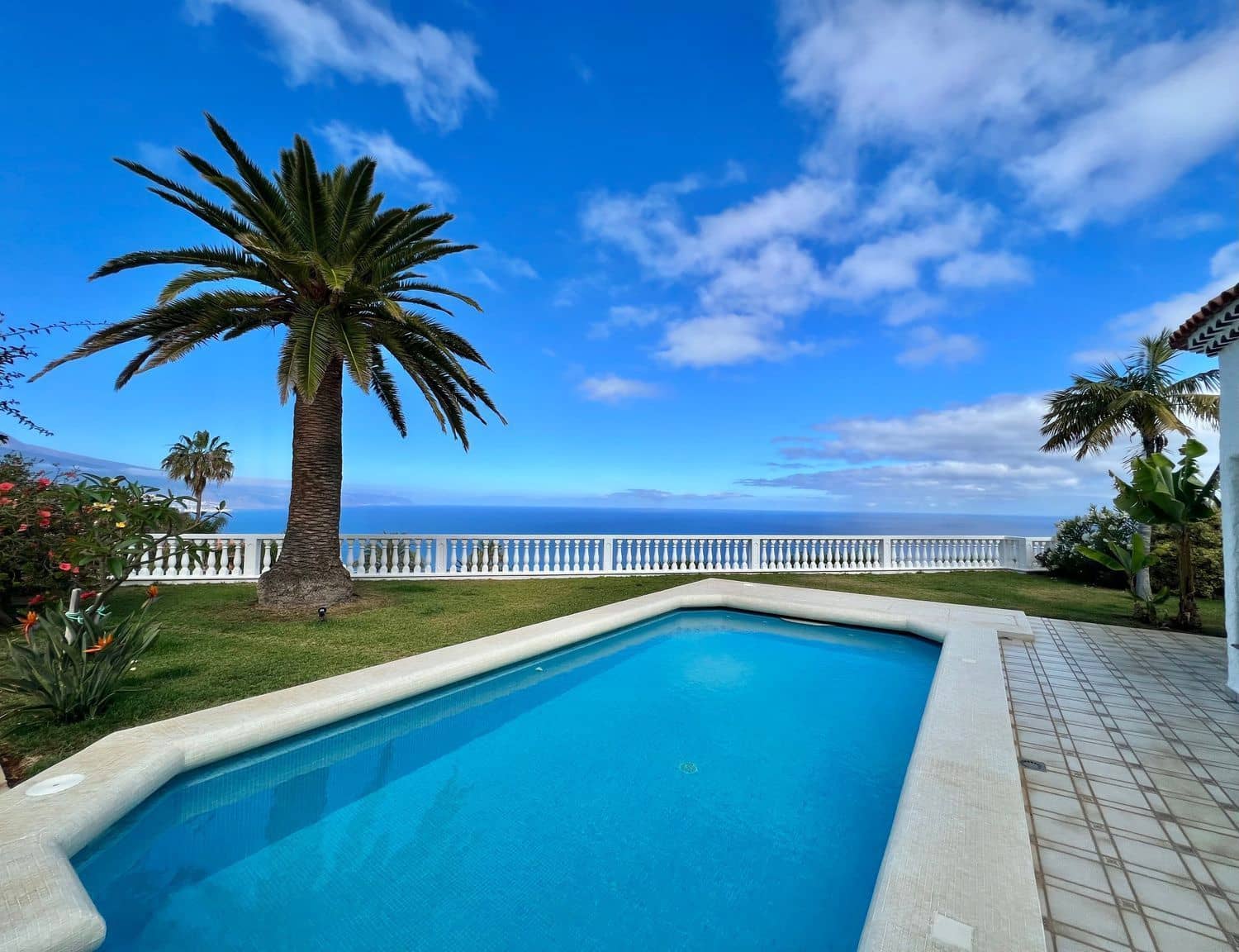 7 bedroom Villa for sale in Tacoronte with pool - € 1,300,000 (Ref: 9482374)