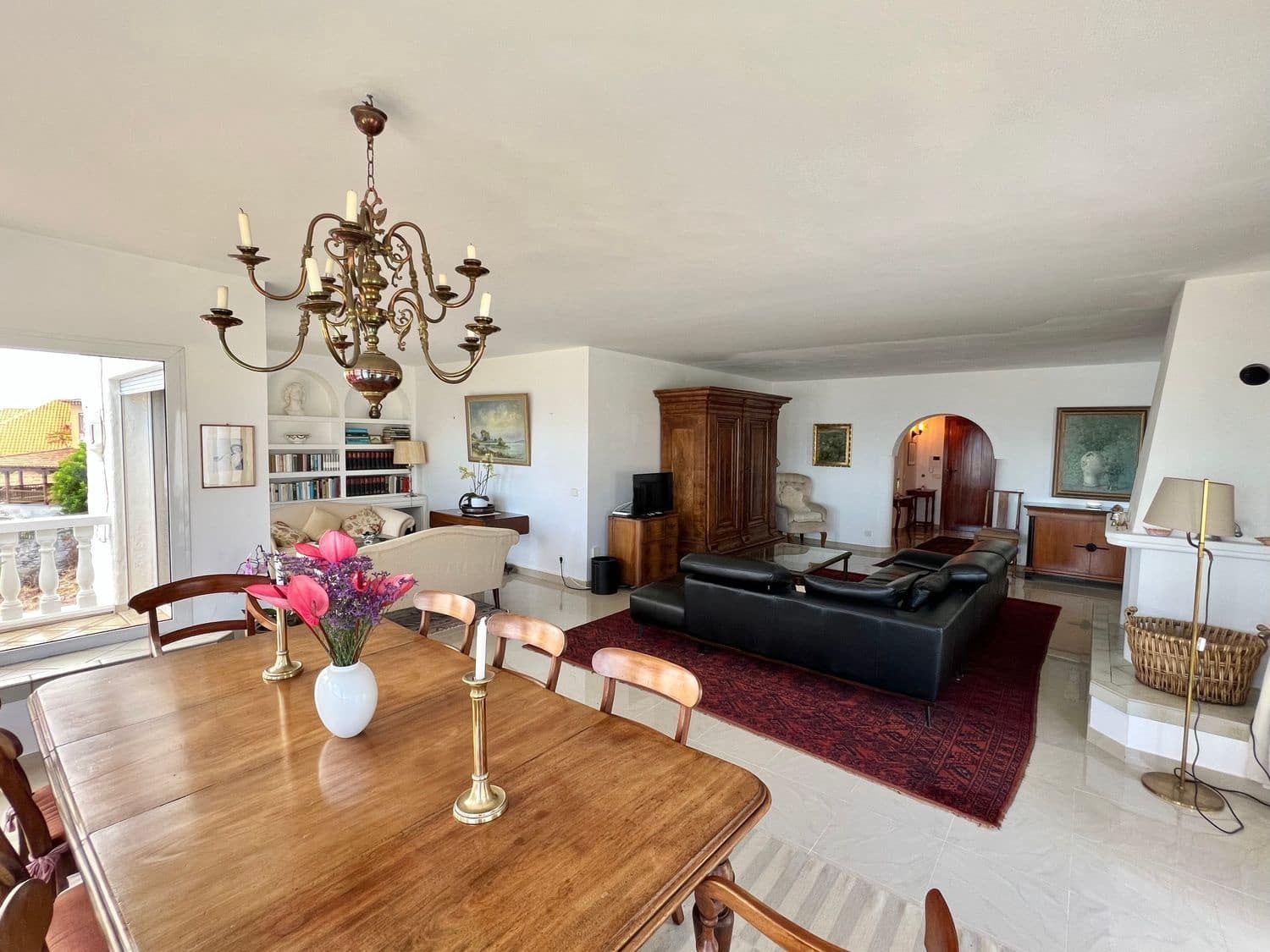 7 bedroom Villa for sale in Tacoronte with pool - € 1,300,000 (Ref: 9482374)