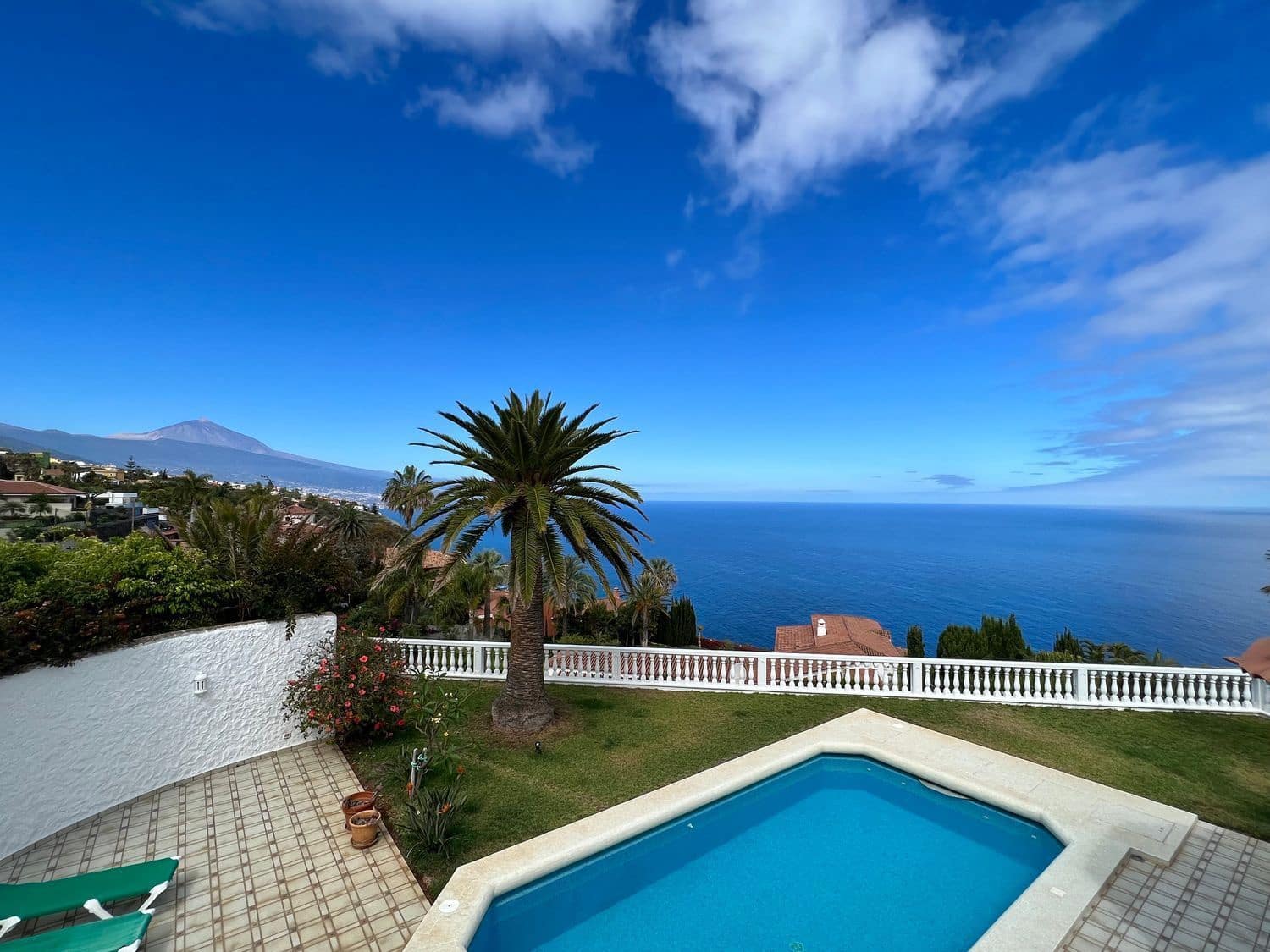 7 bedroom Villa for sale in Tacoronte with pool - € 1,300,000 (Ref: 9482374)