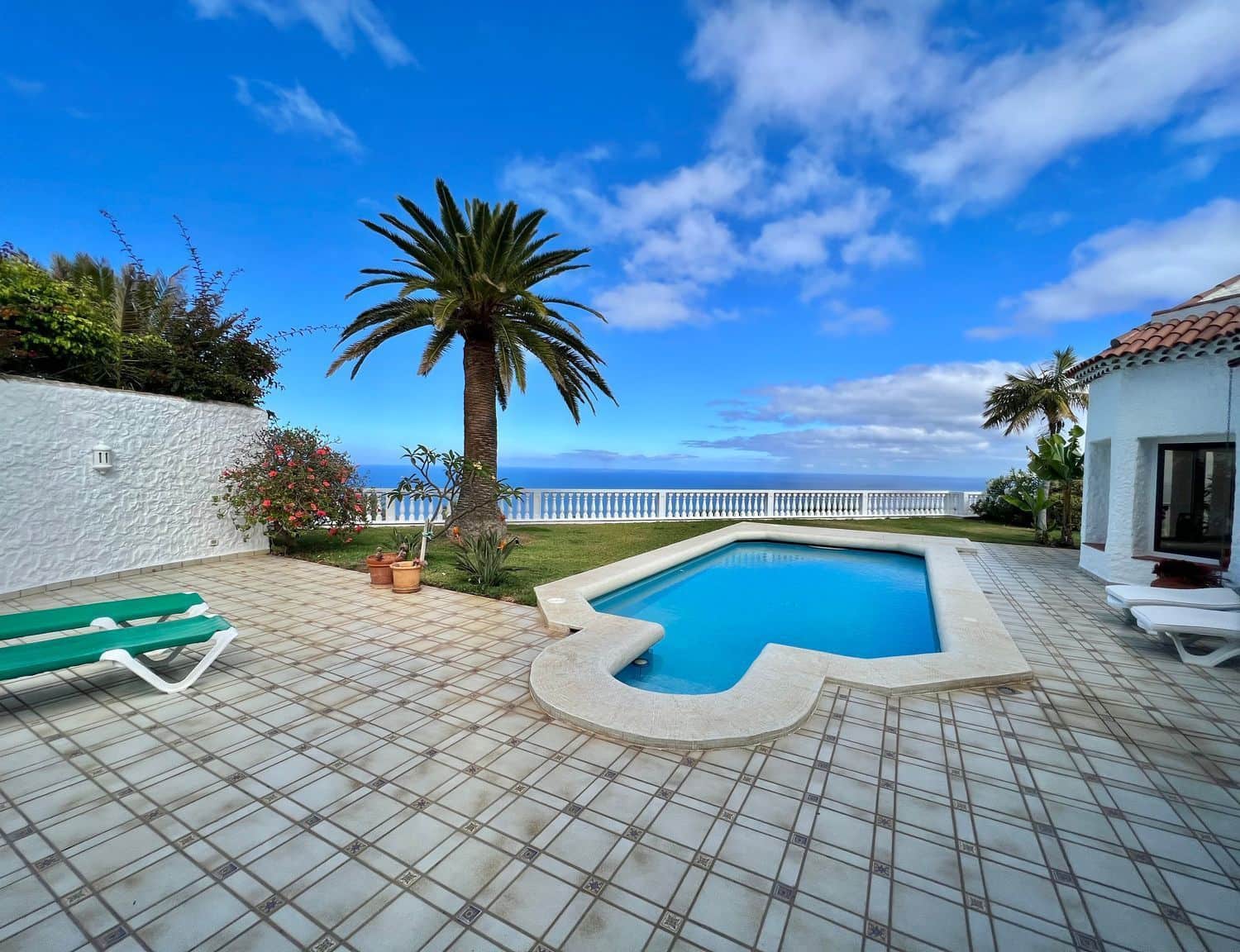7 bedroom Villa for sale in Tacoronte with pool - € 1,300,000 (Ref: 9482374)