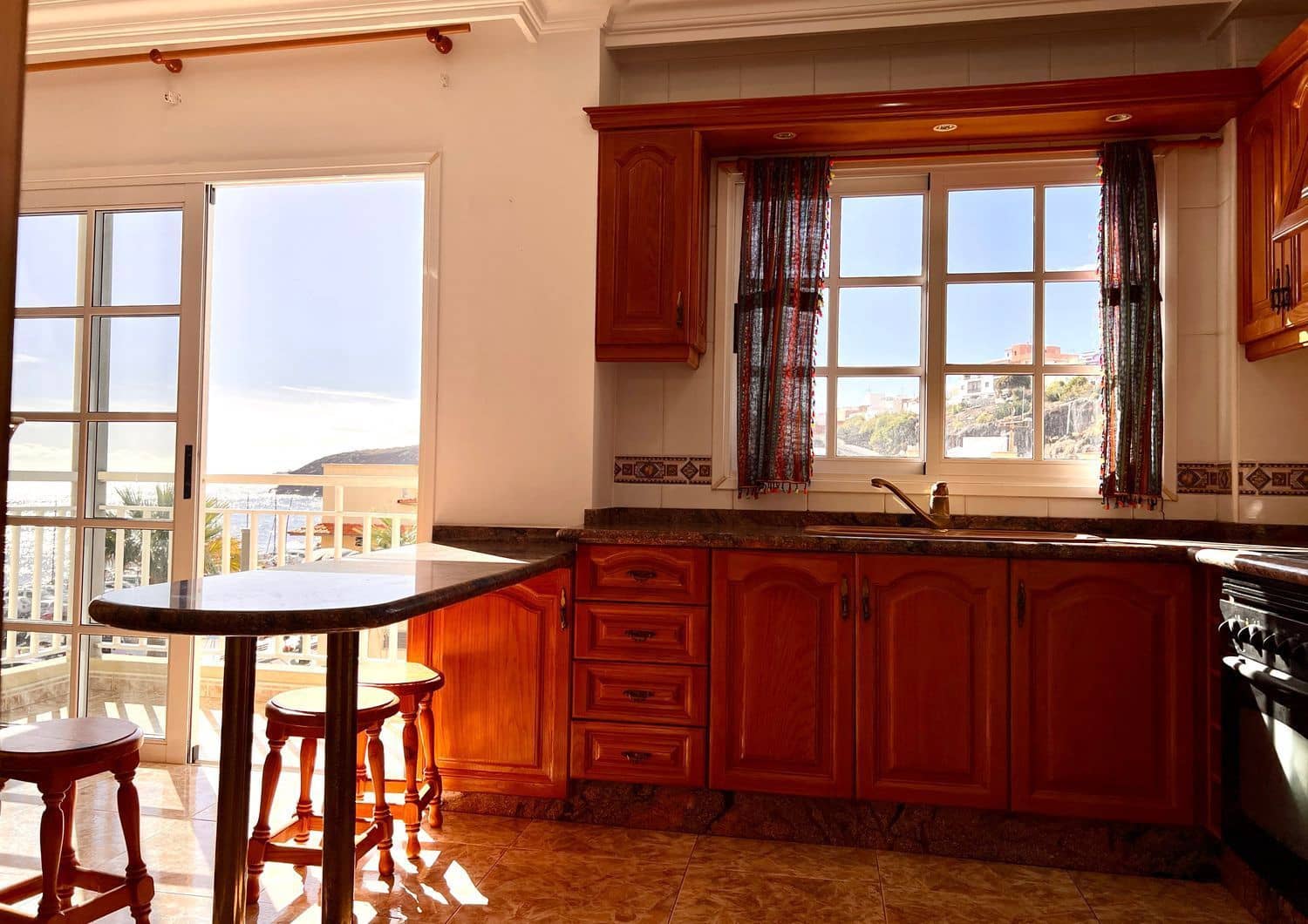 3 makuuhuone Asunto myytävänä paikassa Candelaria mukana 
autotalli - 450 000 € (Ref: 9482375)