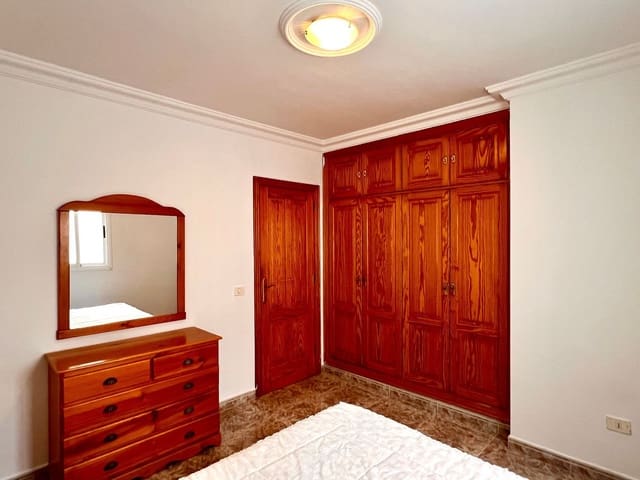 3 makuuhuone Asunto myytävänä paikassa Candelaria mukana 
autotalli - 450 000 € (Ref: 9482375)