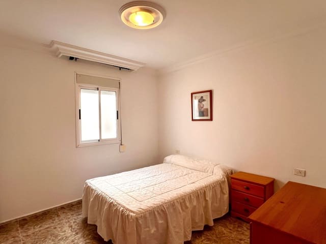 3 makuuhuone Asunto myytävänä paikassa Candelaria mukana 
autotalli - 450 000 € (Ref: 9482375)