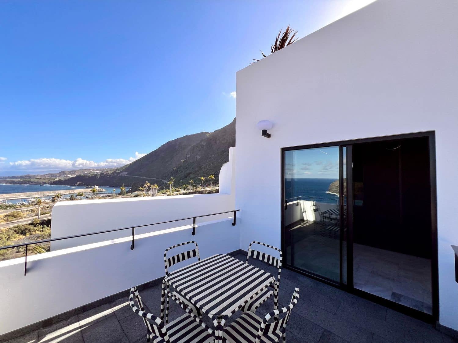 3 soveværelse Villa til salg i Garachico med swimmingpool - € 650.000 (Ref: 9482377)