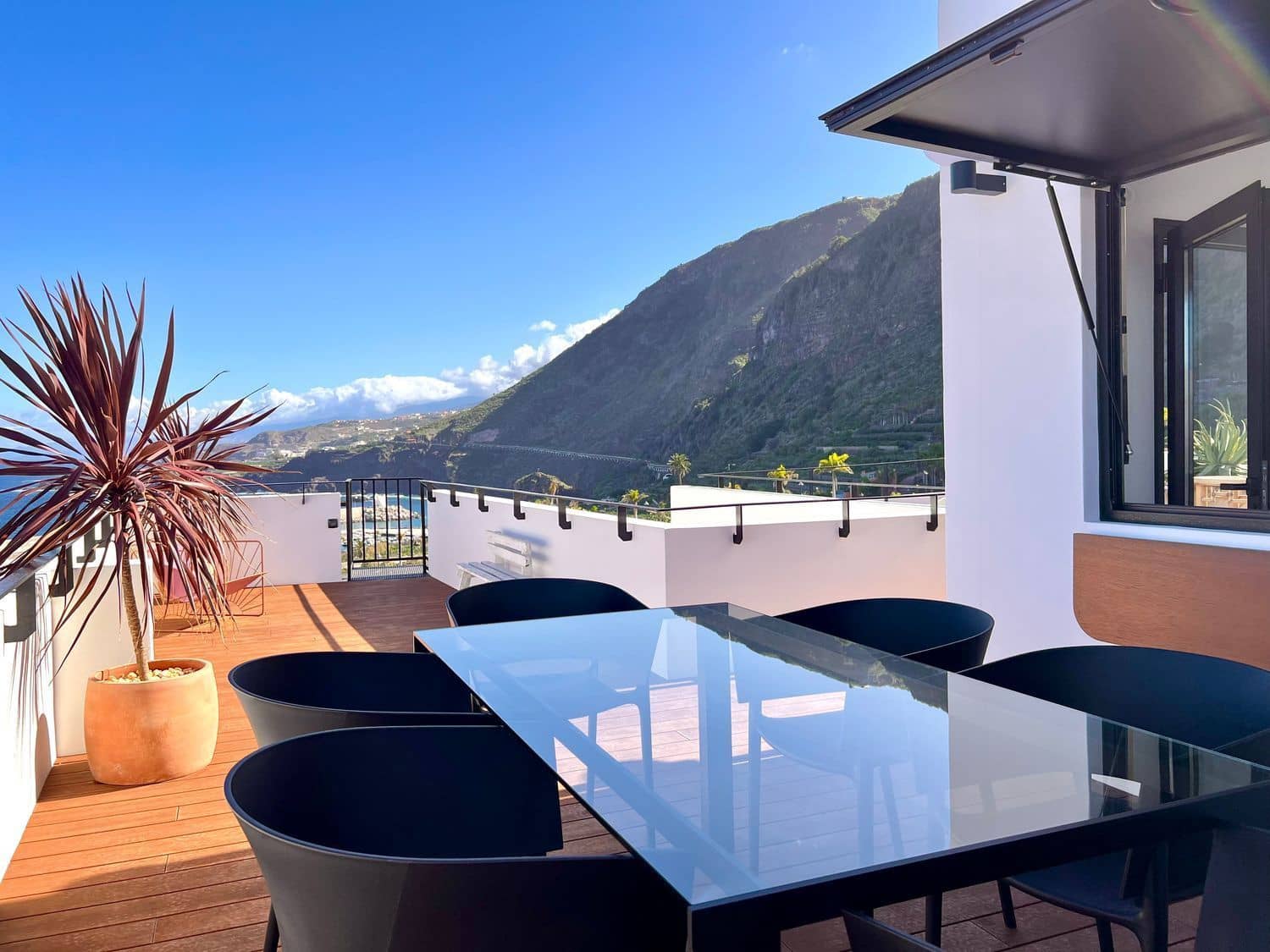 3 soveværelse Villa til salg i Garachico med swimmingpool - € 650.000 (Ref: 9482377)