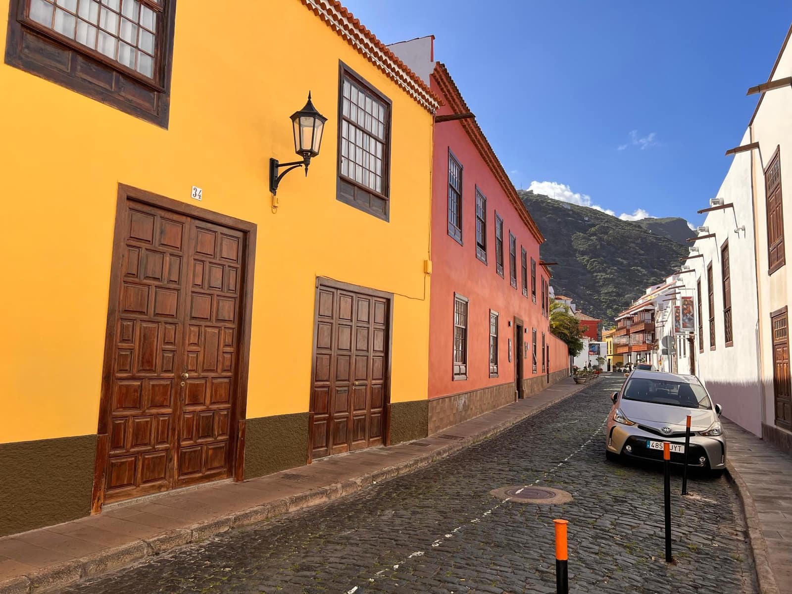 3 bedroom Villa for sale in Garachico with pool - € 650,000 (Ref: 9482377)