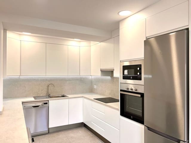 Piso de 3 habitaciones en La Salle, Santa Cruz de Tenerife en alquiler - 1.350 € (Ref: 9482378)