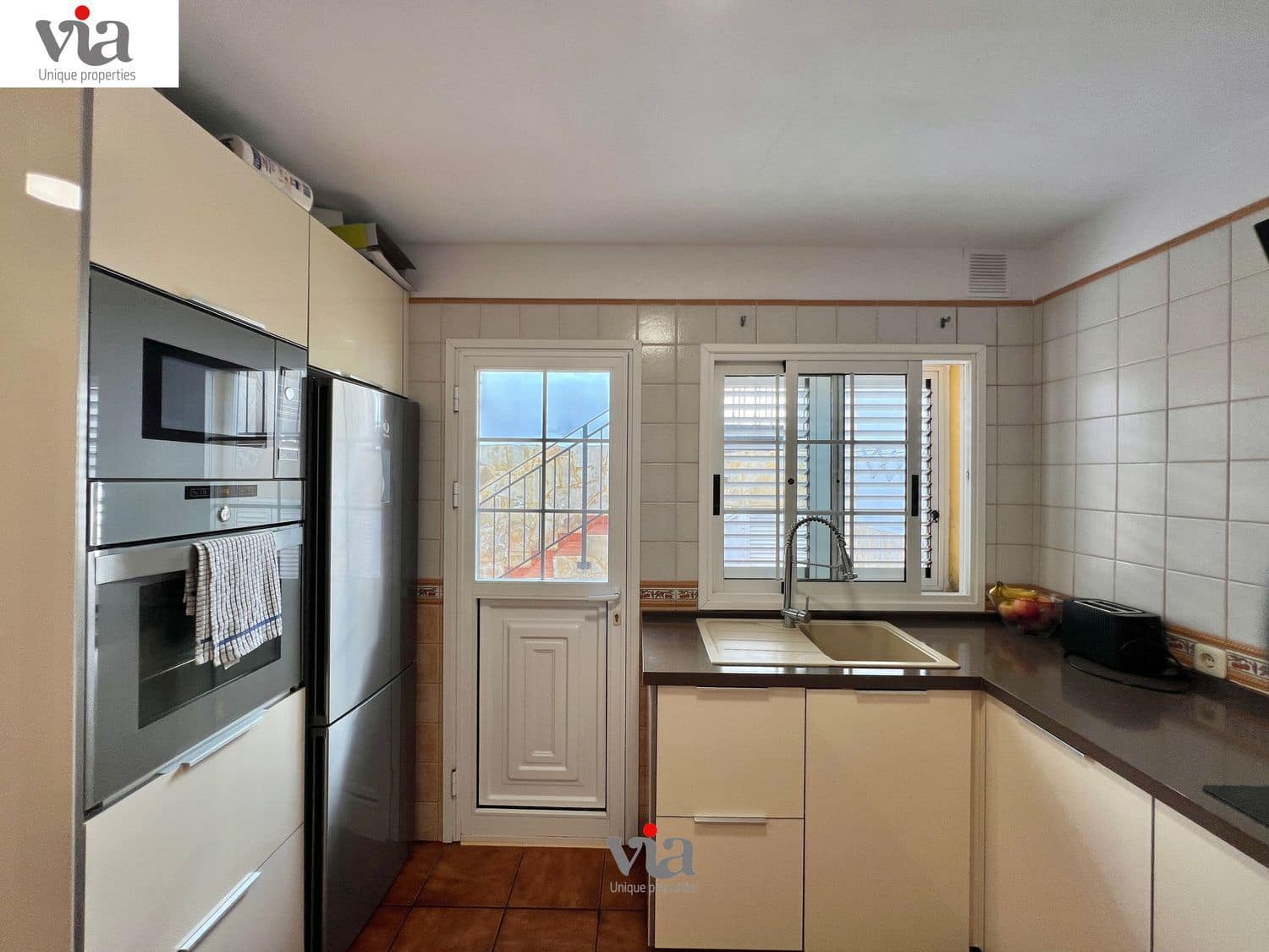 Chalet de 4 habitaciones en Tabaiba en venta - 425.000 € (Ref: 9482379)