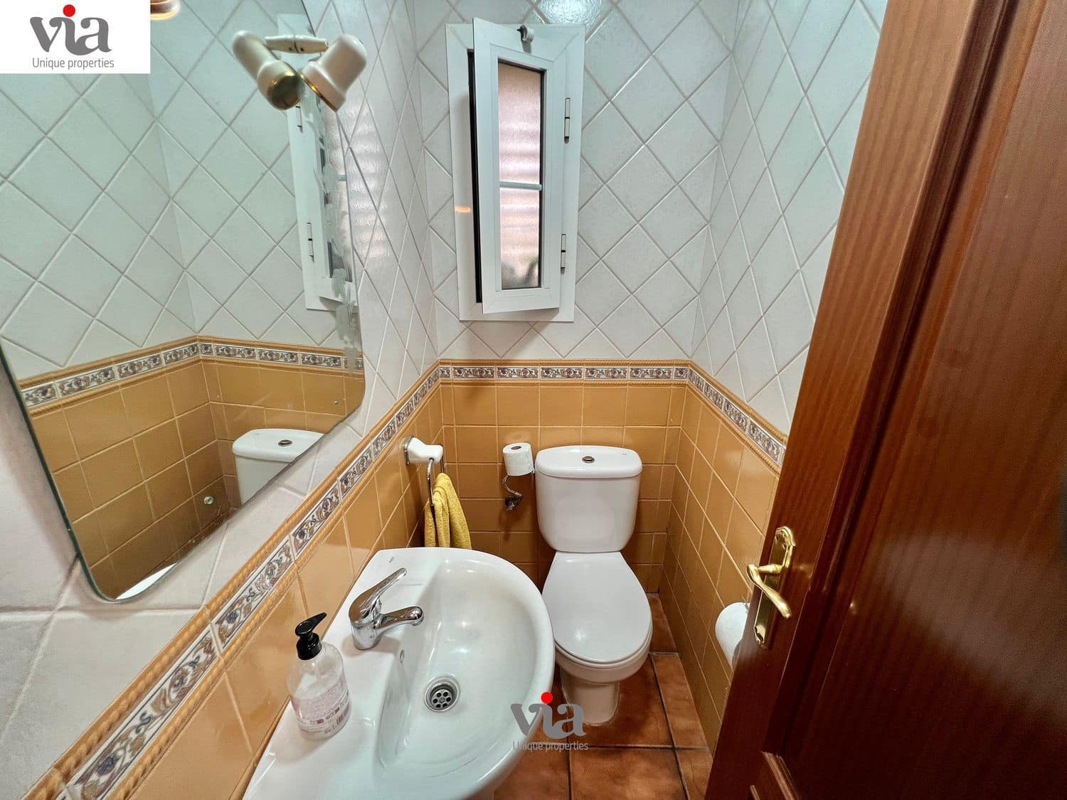 Chalet de 4 habitaciones en Tabaiba en venta - 425.000 € (Ref: 9482379)