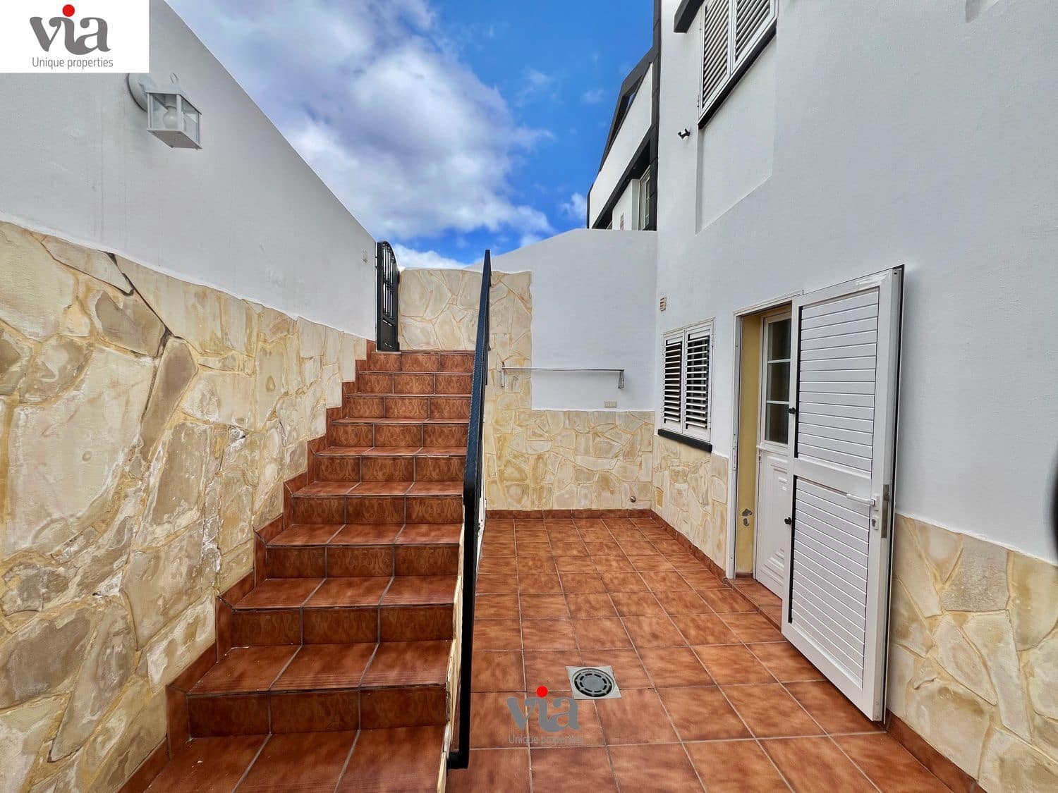 Chalet de 4 habitaciones en Tabaiba en venta - 425.000 € (Ref: 9482379)