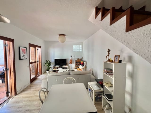 2 bedroom Villa for sale in Playa de las Americas, Arona with pool - € 525,000 (Ref: 9482380)