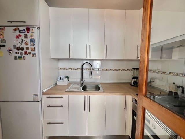 2 bedroom Villa for sale in Playa de las Americas, Arona with pool - € 525,000 (Ref: 9482380)