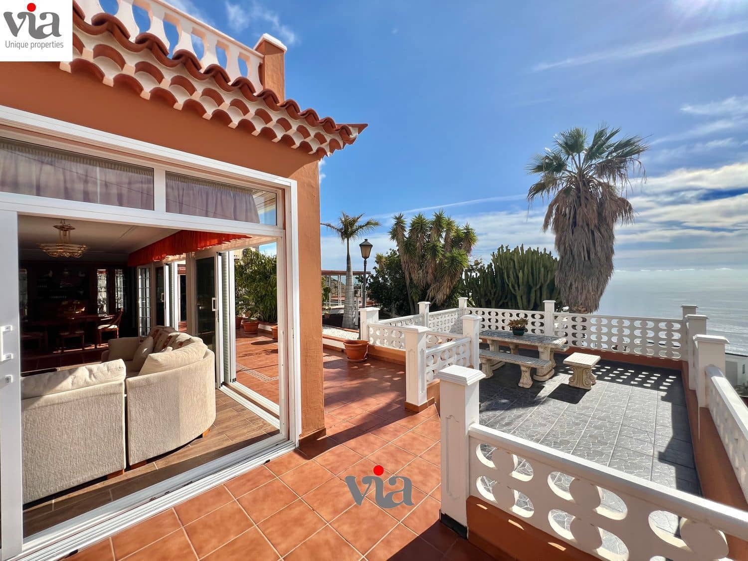 Chalet de 6 habitaciones en Tabaiba en venta con piscina - 829.000 € (Ref: 9482381)