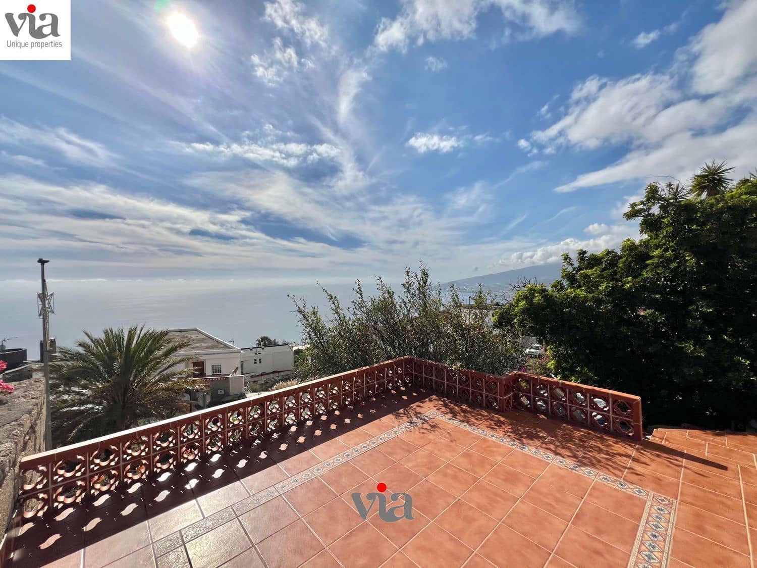 Chalet de 6 habitaciones en Tabaiba en venta con piscina - 829.000 € (Ref: 9482381)