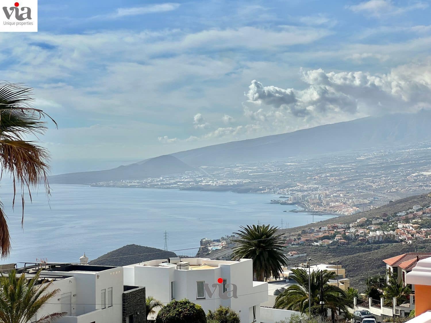 Chalet de 6 habitaciones en Tabaiba en venta con piscina - 829.000 € (Ref: 9482381)