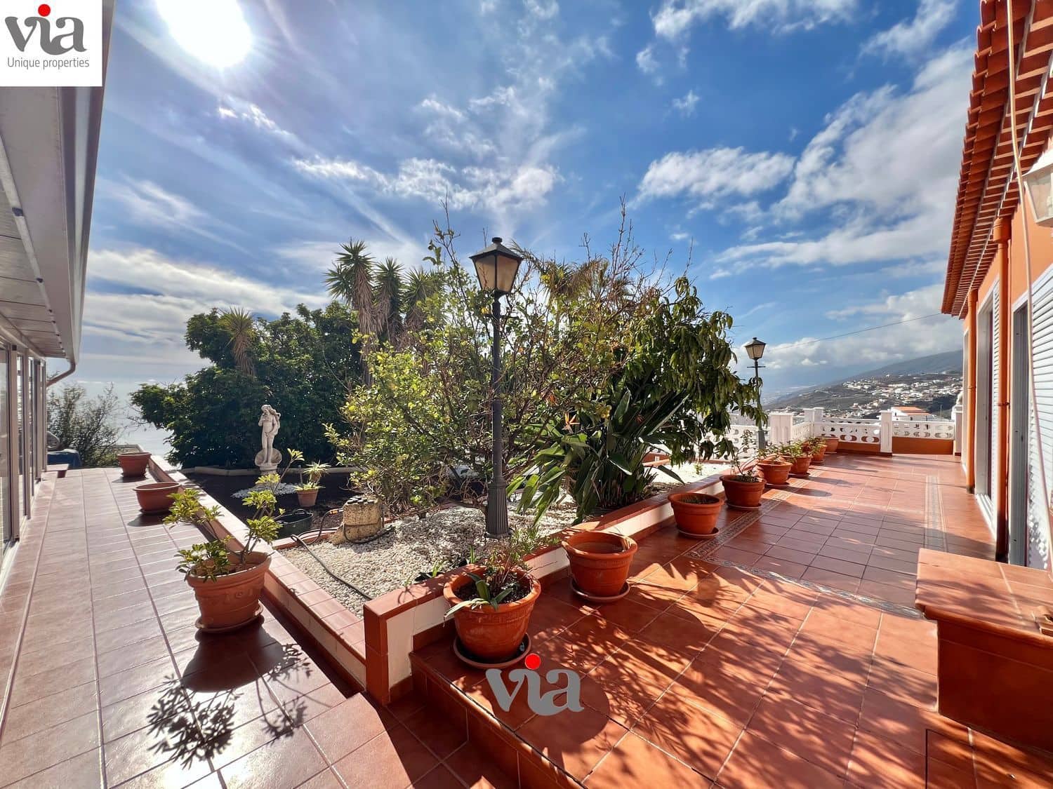 Chalet de 6 habitaciones en Tabaiba en venta con piscina - 829.000 € (Ref: 9482381)