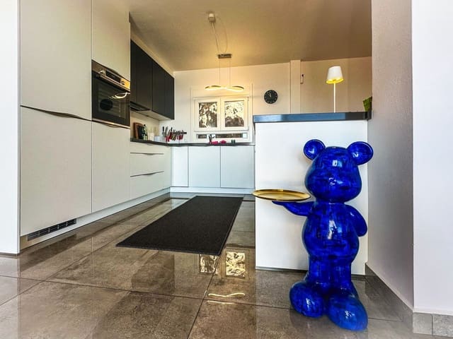 3 makuuhuone Huvila myytävänä paikassa Guía de Isora mukana uima-altaan - 1 320 000 € (Ref: 9482382)