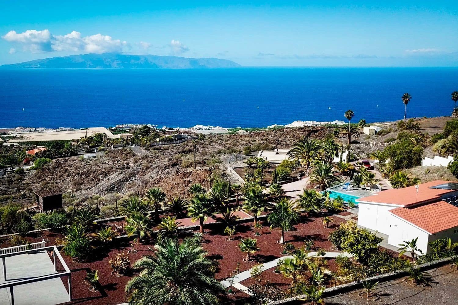 3 makuuhuone Huvila myytävänä paikassa Guia de Isora mukana uima-altaan - 1 320 000 € (Ref: 9482382)