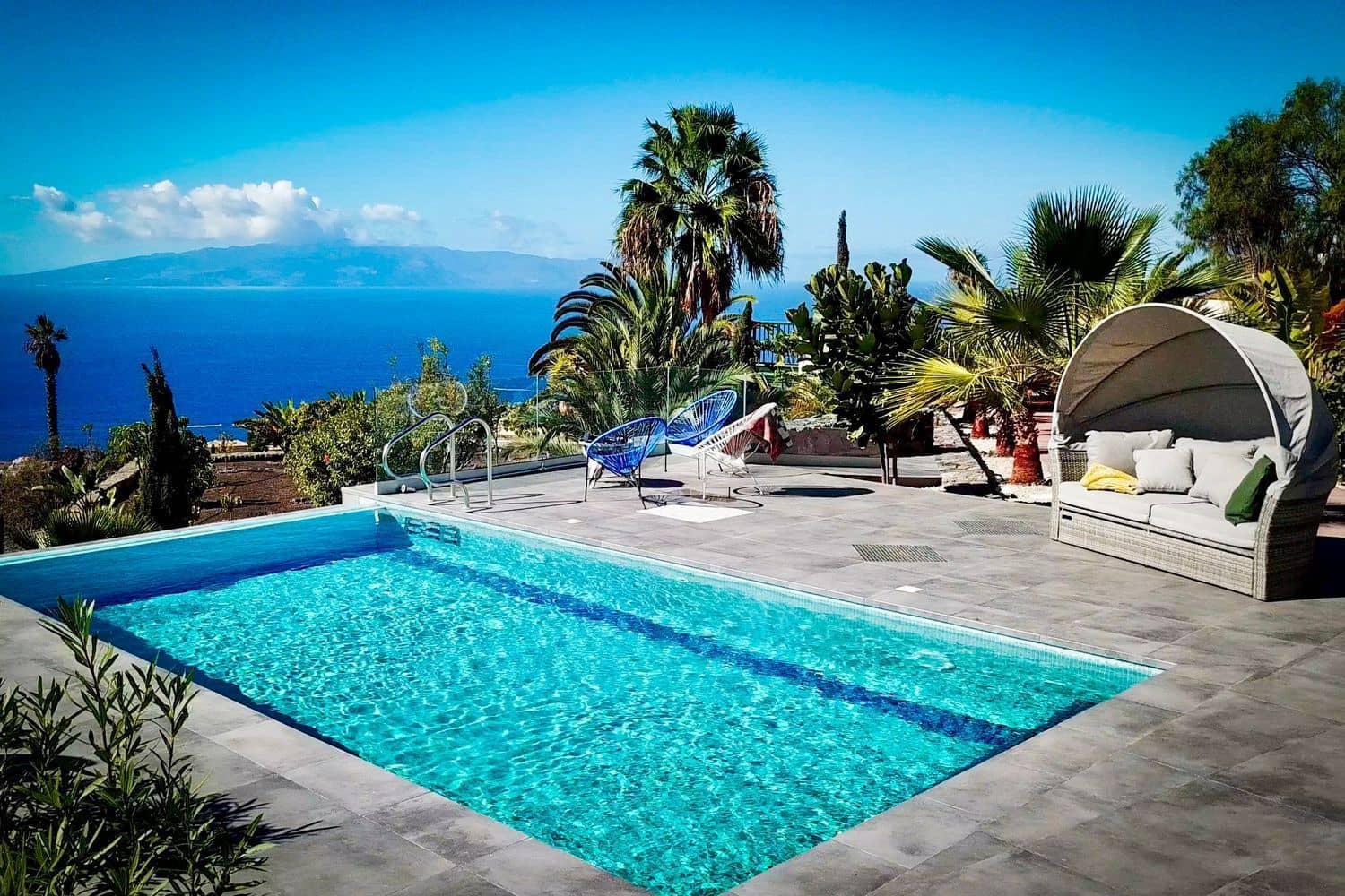 3 makuuhuone Huvila myytävänä paikassa Guia de Isora mukana uima-altaan - 1 320 000 € (Ref: 9482382)