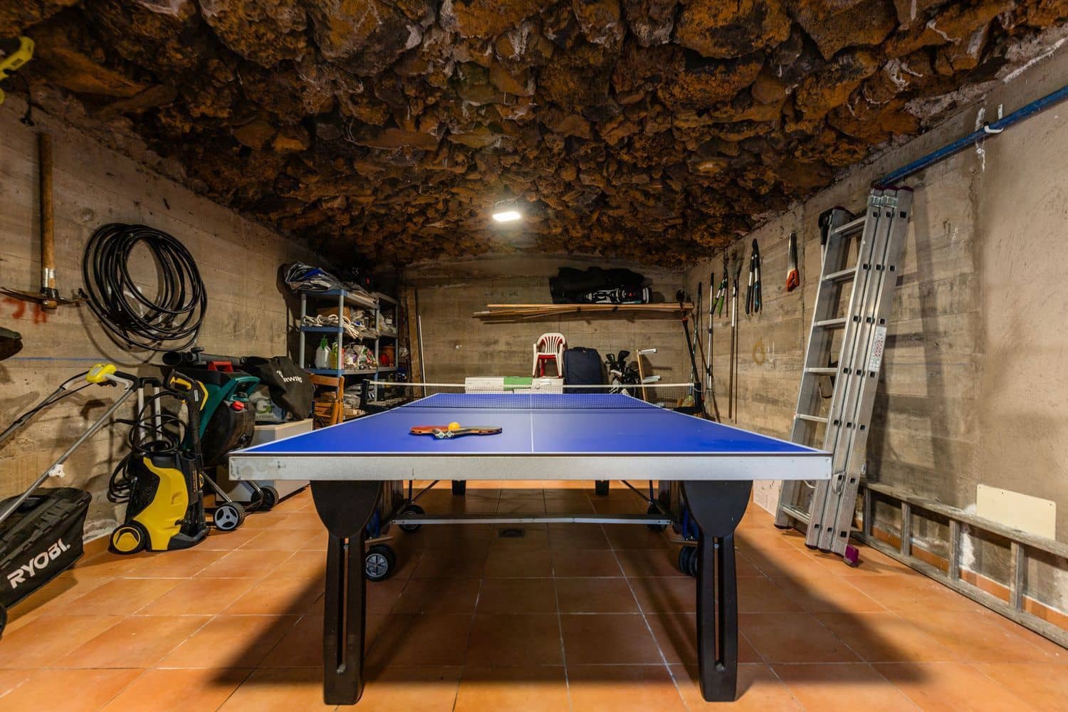 6 quarto Moradia para venda em Santa Ursula com piscina - 999 000 € (Ref: 9482385)