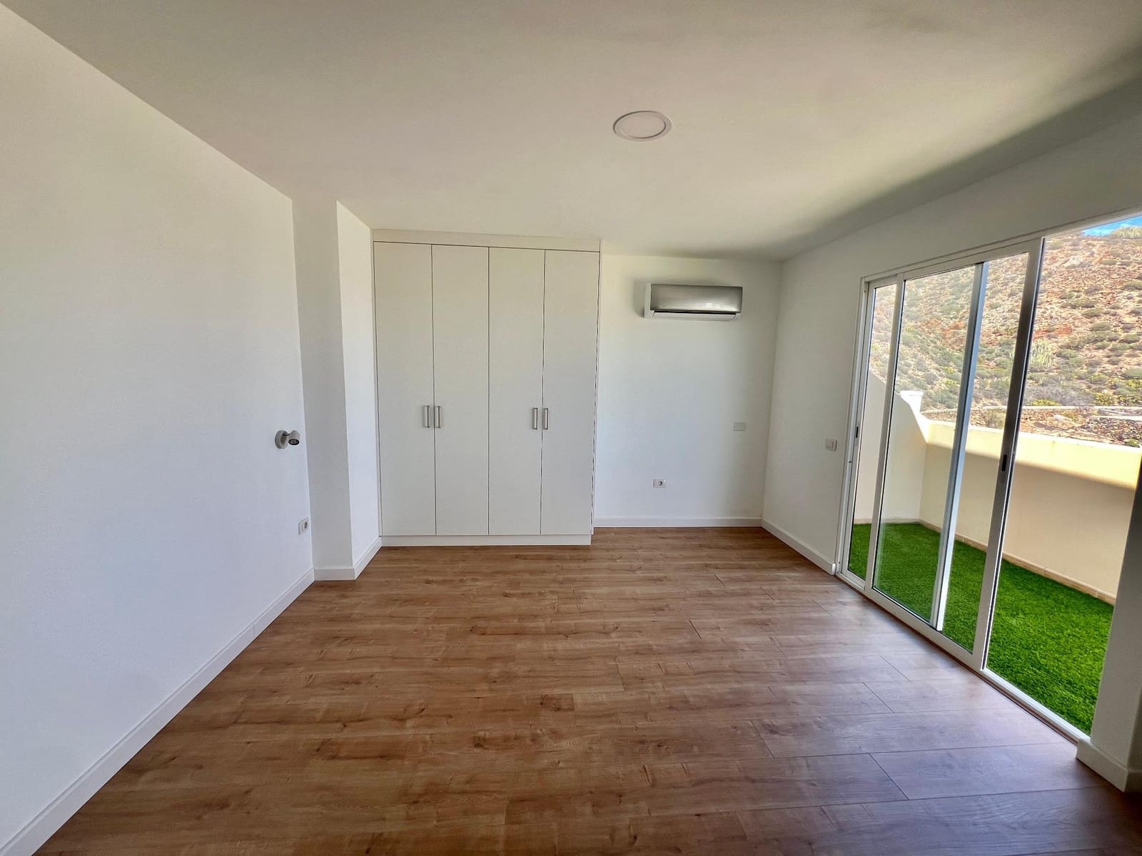 3 bedroom Penthouse for sale in Palm-Mar with pool garage - € 435,000 (Ref: 9502566)