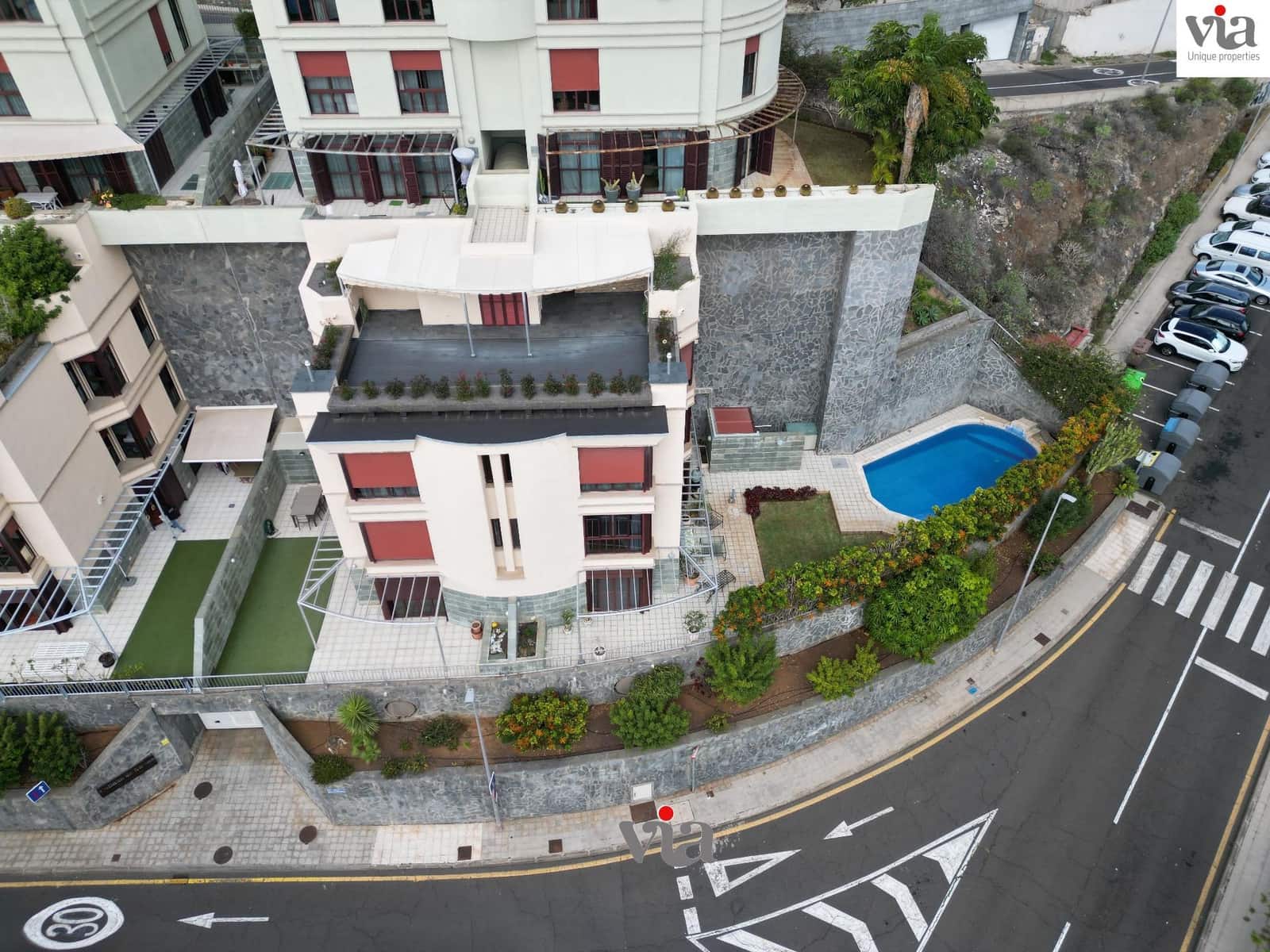 4 slaapkamer Appartement te koop in Santa Cruz de Tenerife met zwembad garage - € 850.000 (Ref: 9541585)