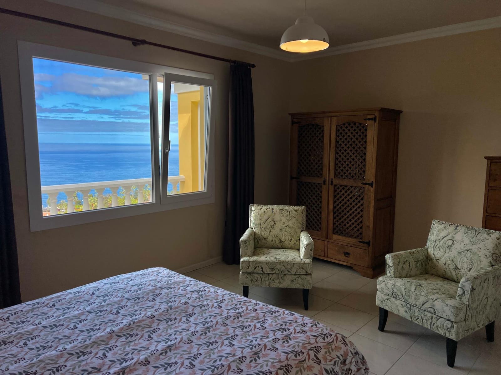 Chalet de 3 habitaciones en Tacoronte en venta con garaje - 980.000 € (Ref: 9605160)