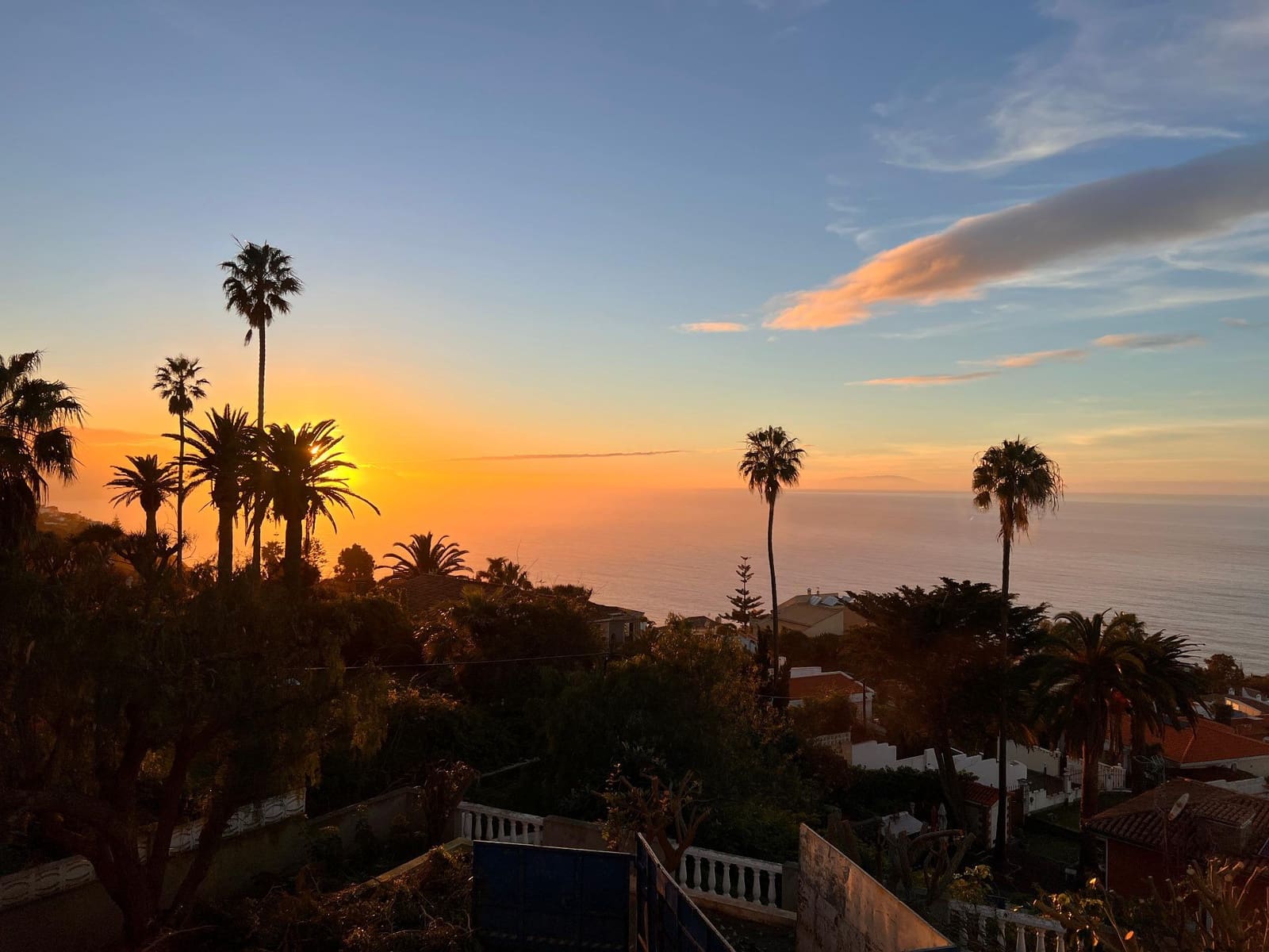 3 bedroom Villa for sale in Tacoronte with garage - € 980,000 (Ref: 9605160)