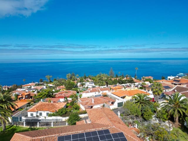 3 soverom Villa til salgs i Tacoronte med garasje - € 980 000 (Ref: 9605160)