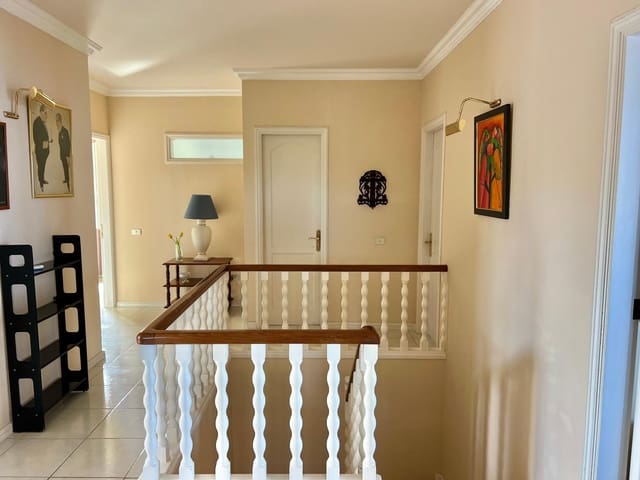 3 soveværelse Villa til salg i Tacoronte med garage - € 980.000 (Ref: 9605160)