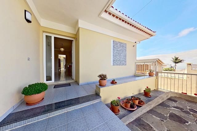 3 quarto Moradia para venda em Tacoronte com garagem - 980 000 € (Ref: 9605160)