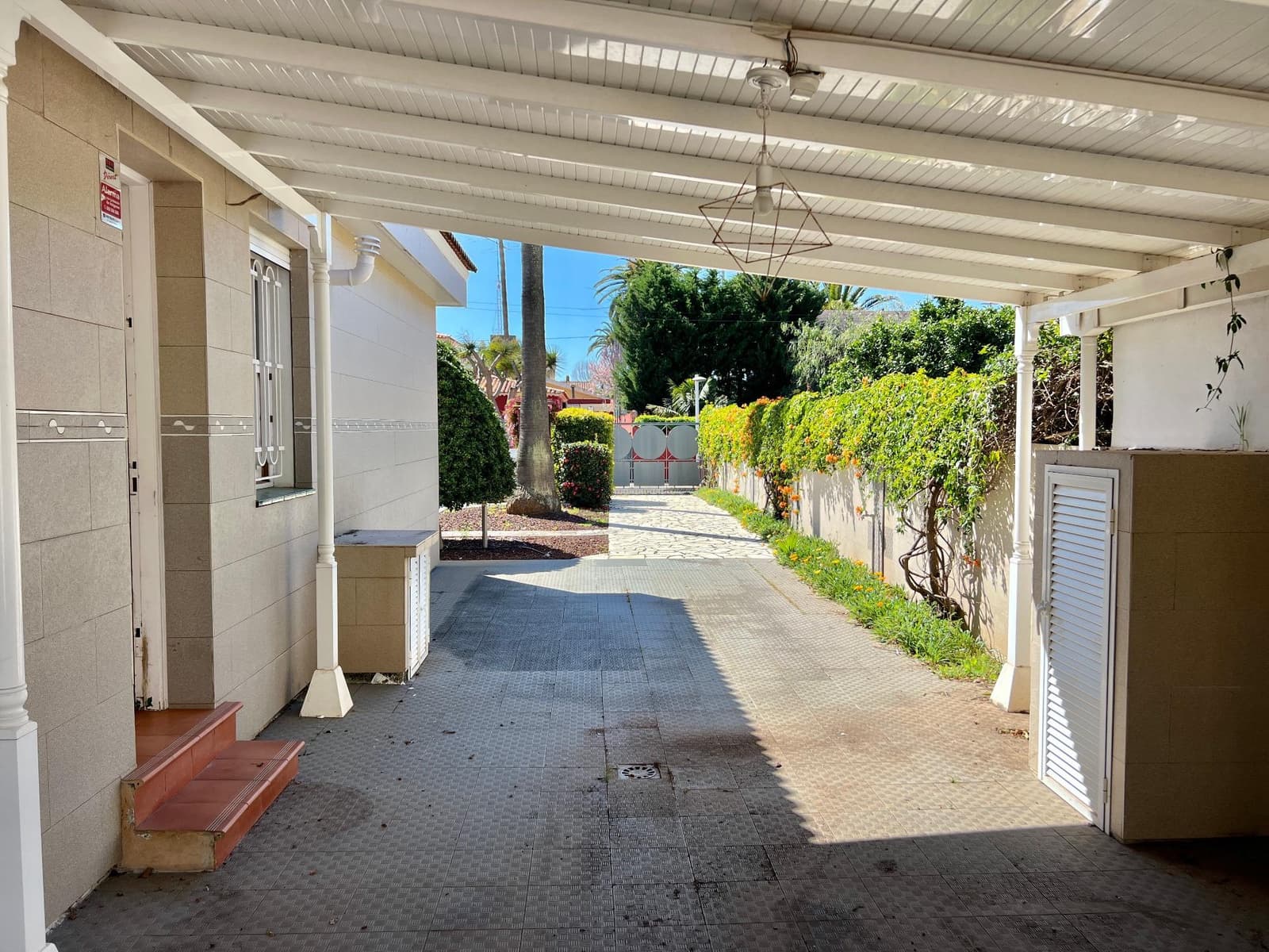 5 quarto Moradia para venda em San Cristobal de La Laguna com garagem - 949 000 € (Ref: 9637761)