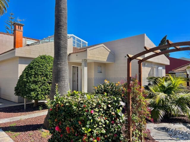 5 quarto Moradia para venda em San Cristóbal de La Laguna - 949 000 € (Ref: 9637761)