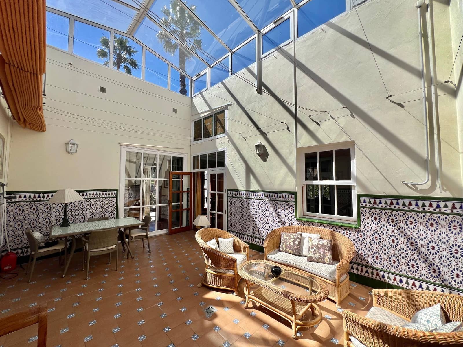 5 Zimmer Villa zu verkaufen in San Cristobal de La Laguna mit Garage - 949.000 € (Ref: 9637761)