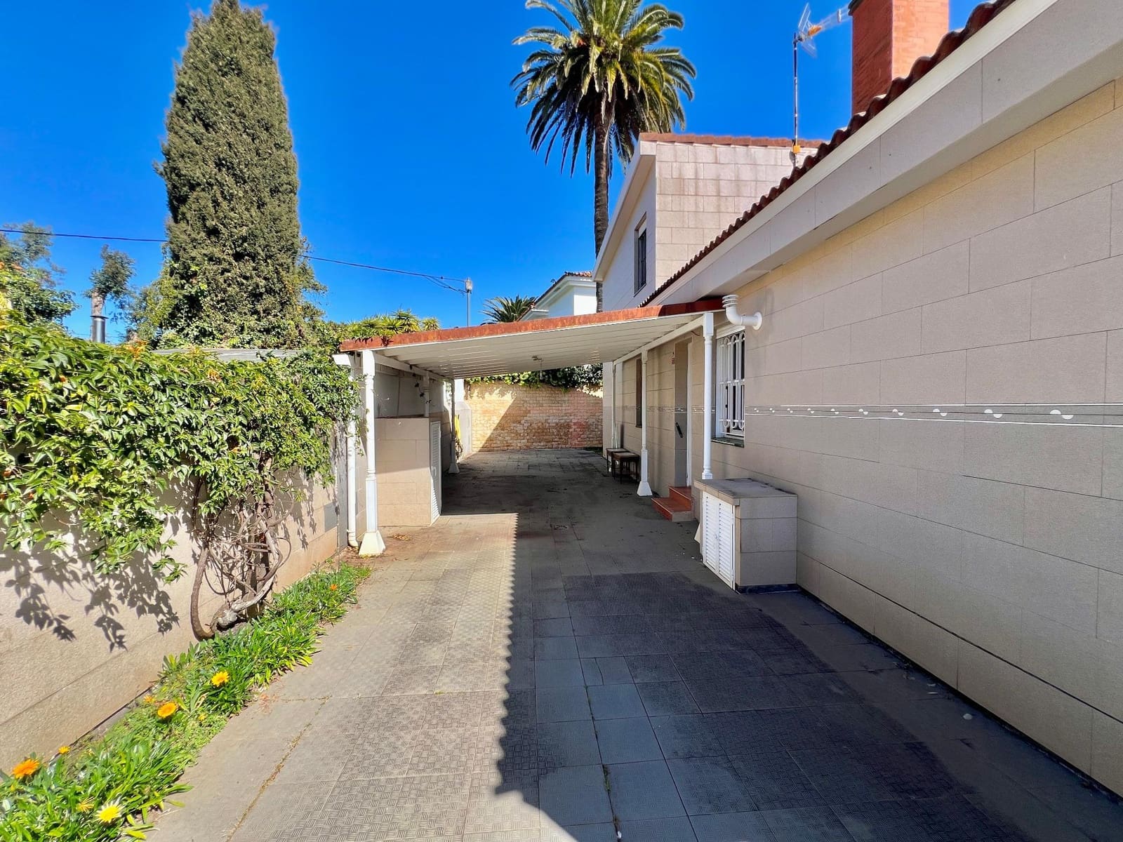 5 Zimmer Villa zu verkaufen in San Cristobal de La Laguna mit Garage - 949.000 € (Ref: 9637761)