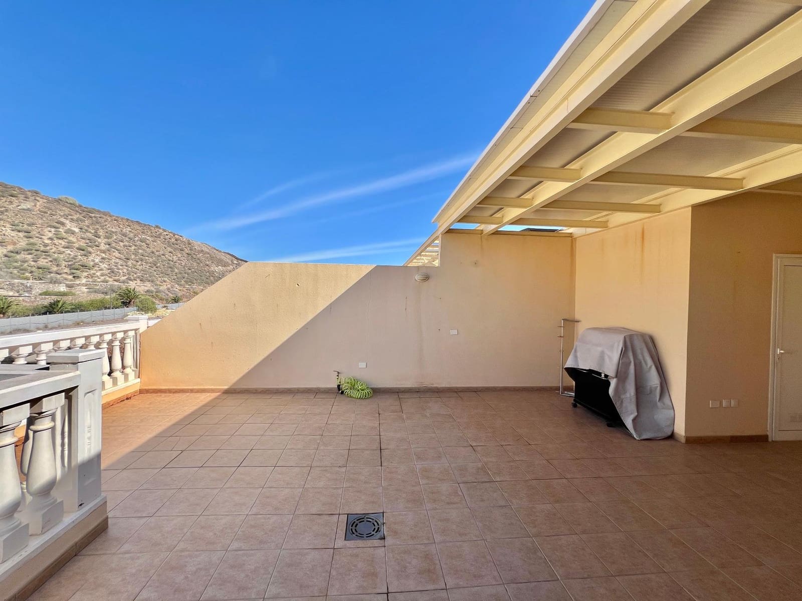 2 soverom Penthouse til salgs i Palm-Mar med svømmebasseng garasje - € 364 000 (Ref: 9659565)