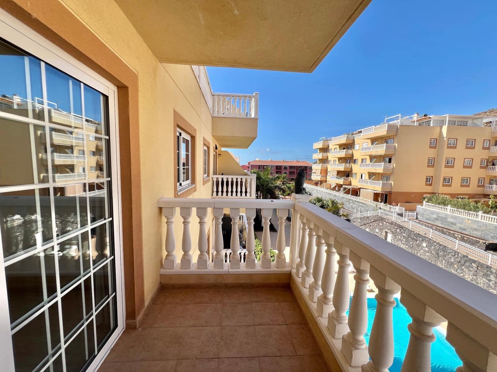 2 soverom Penthouse til salgs i Palm-Mar med svømmebasseng garasje - € 364 000 (Ref: 9659565)