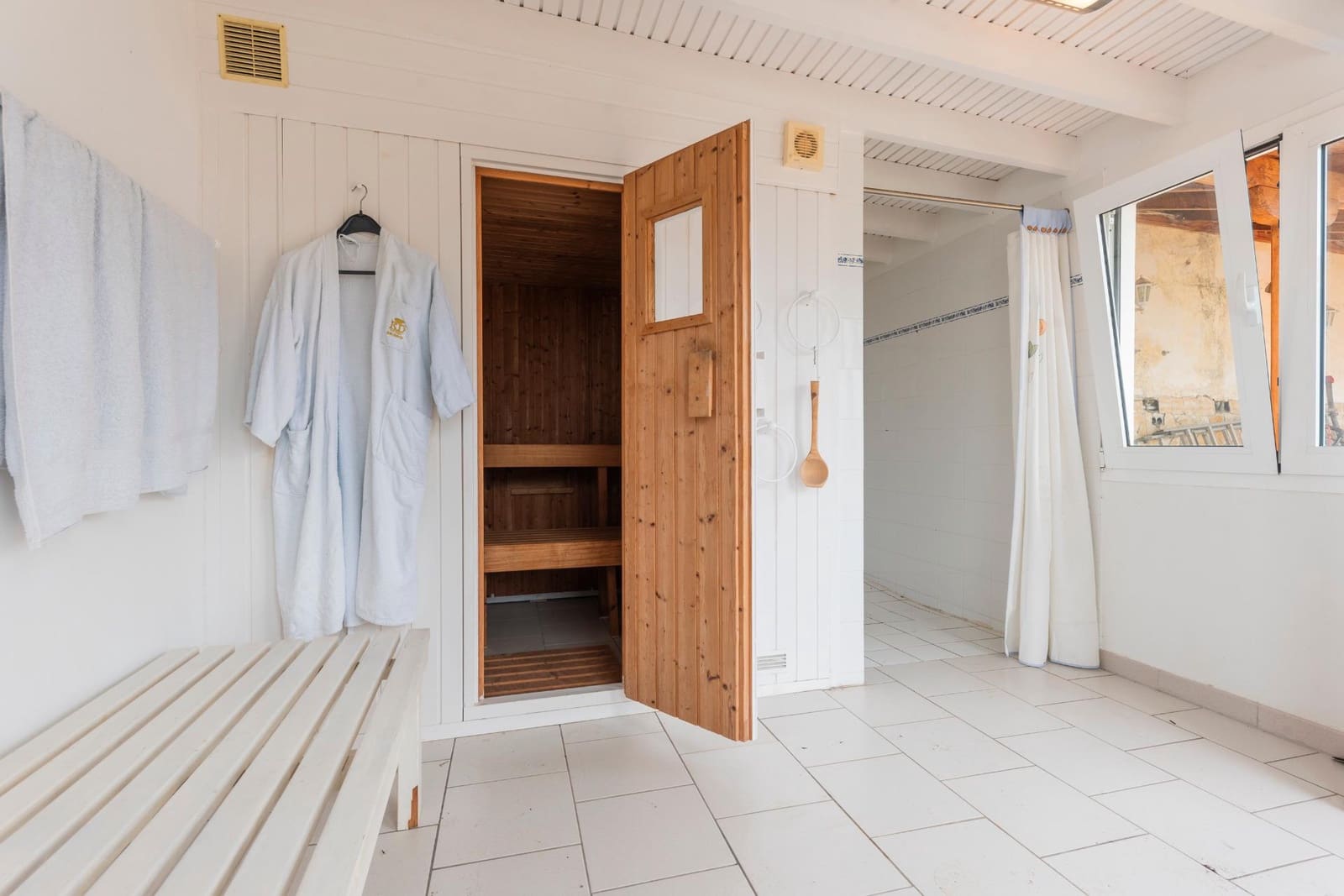 7 soveværelse Villa til salg i La Orotava med swimmingpool garage - € 780.000 (Ref: 9778301)