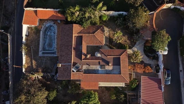 7 chambre Villa/Maison à vendre à La Orotava avec piscine garage - 780 000 € (Ref: 9778301)